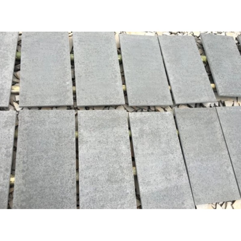 Natural Stone Black Grey Basalt And Lava Stone Flamed Tiles