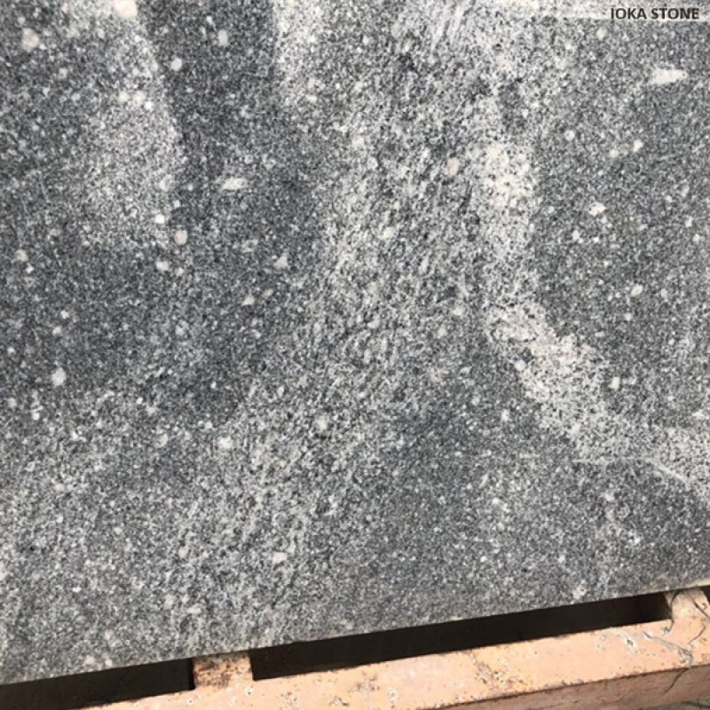 Stone Quarry Polished Black Silk Grey Granite Tile